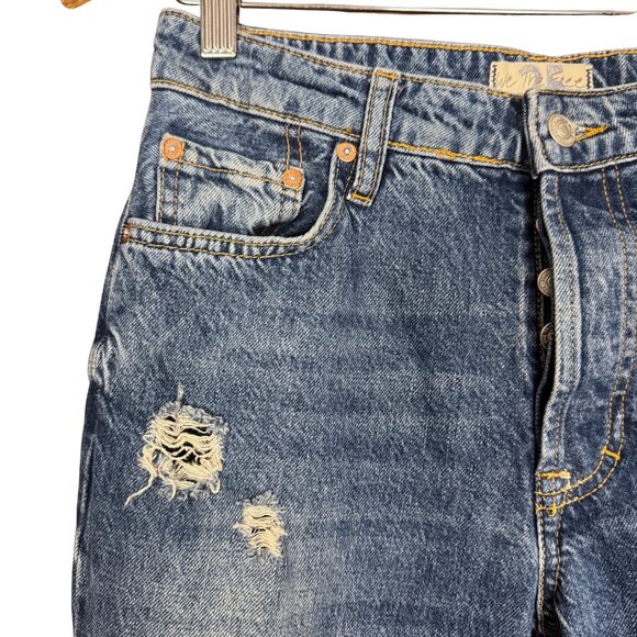We The Free Distressed Straight Leg Jeans Size 25 Boho Button Fly Ripped Knee - Picture 3 of 8